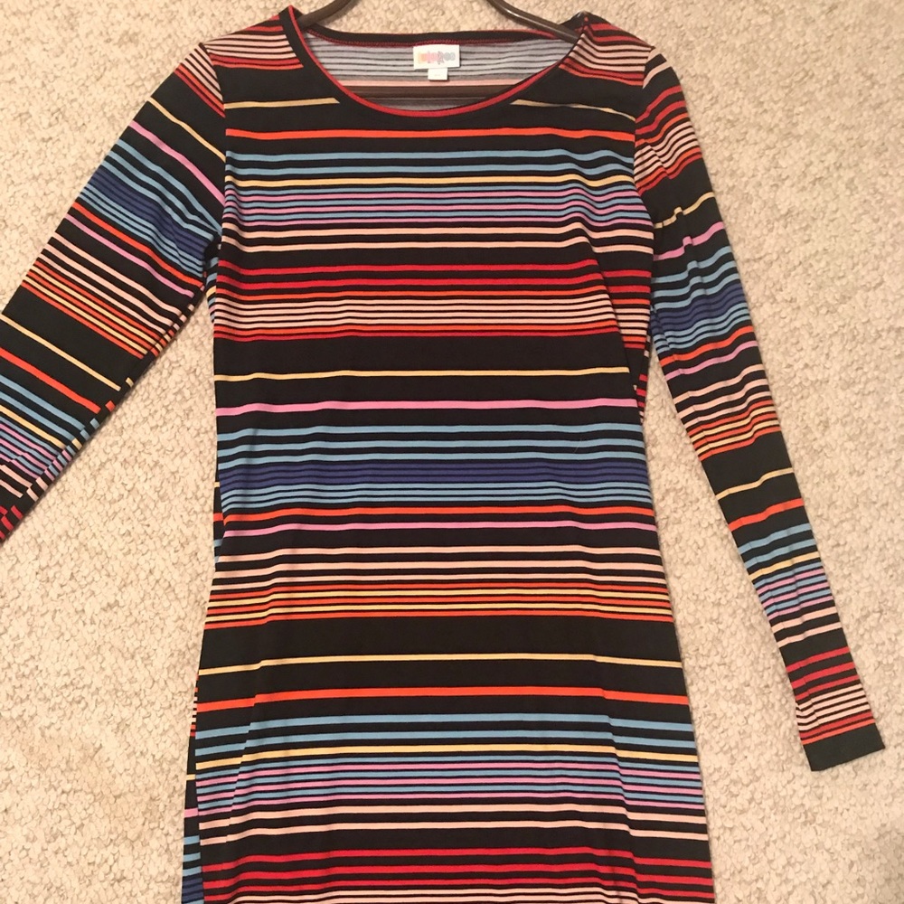 Xs LuLaRoe Debbie NWOT never worn